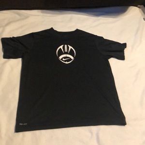 Nike Dri Fit Football Shirt Youth XL